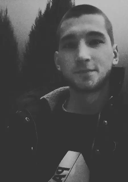 Я Денис, 30, из Домодедова, ищу знакомства без обязательств