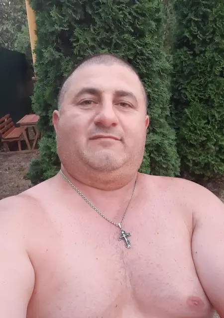 Я Эдоня, 50, знакомлюсь без обязательств в Железноводске