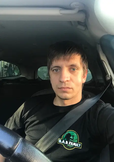 Денис из Сергиева Посада, ищу на сайте знакомства без обязательств