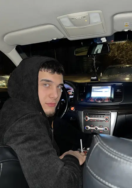 Хассо из Балашихи, мне 24, познакомлюсь на одну ночь