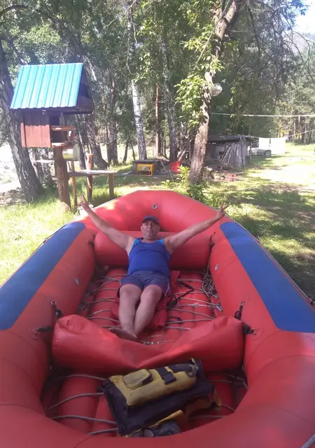 Max из Горно-Алтайска, мне 42, познакомлюсь на одну ночь