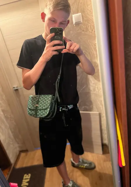 Андрей из Волгодонска, ищу на сайте знакомства на одну ночь