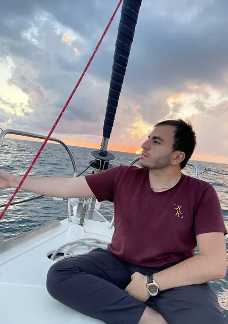 Артем из Якутска, мне 29, познакомлюсь на одну ночь