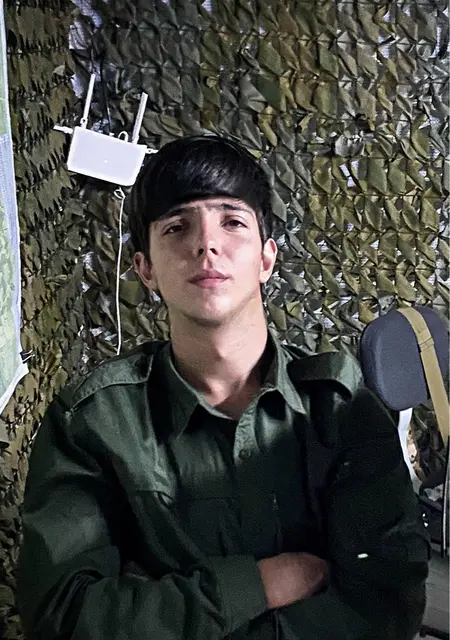 Хамза из Грозного, мне 20, познакомлюсь без обязательств