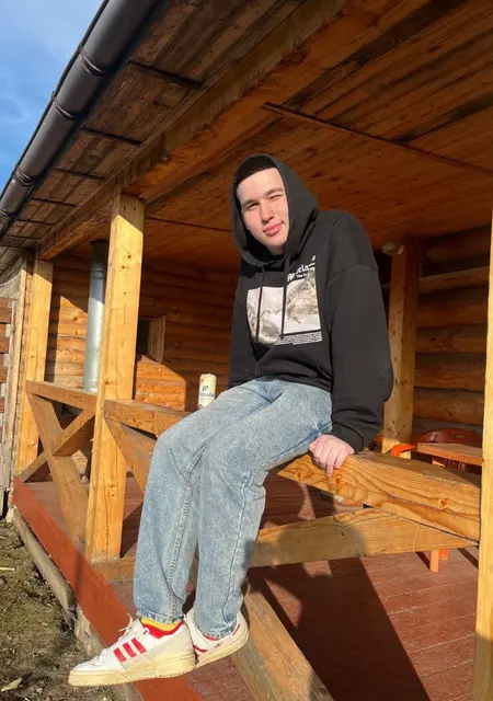 Марат из Бугульмы, мне 21, познакомлюсь на одну ночь