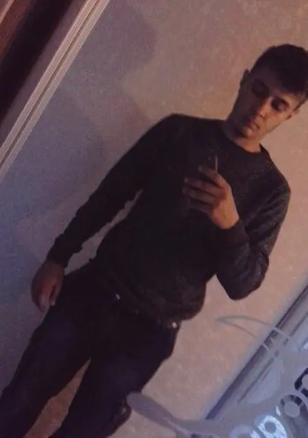 Слава из Орши, мне 26, познакомлюсь на одну ночь