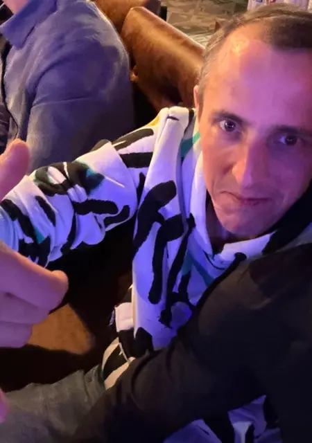 Maksim из Костромы, ищу на сайте знакомства на одну ночь