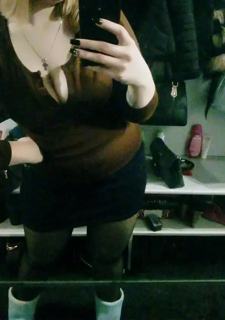 Елизавета из Омска, мне 31, познакомлюсь на одну ночь