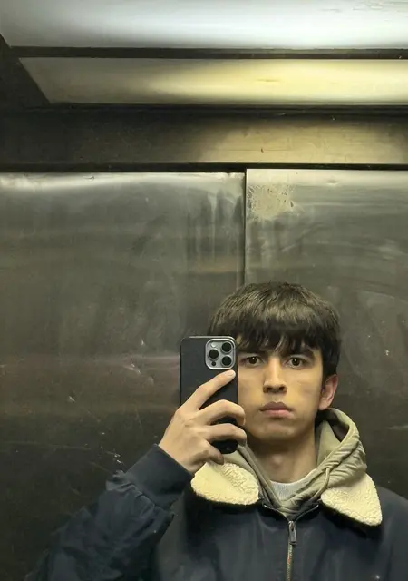 Я Odin, 18, из Екатеринбурга, ищу знакомство для открытые отношения