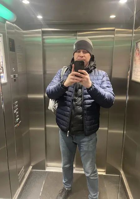 Я Den, 39, из Петрозаводска, ищу знакомства без обязательств