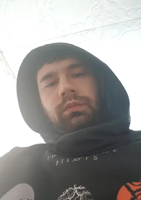 Александр из Алдана, мне 36, познакомлюсь для общения