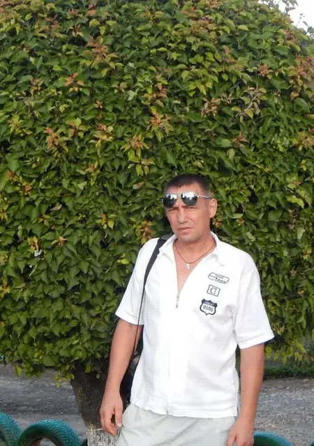 Алексей из Сальска, мне 49, познакомлюсь без обязательств