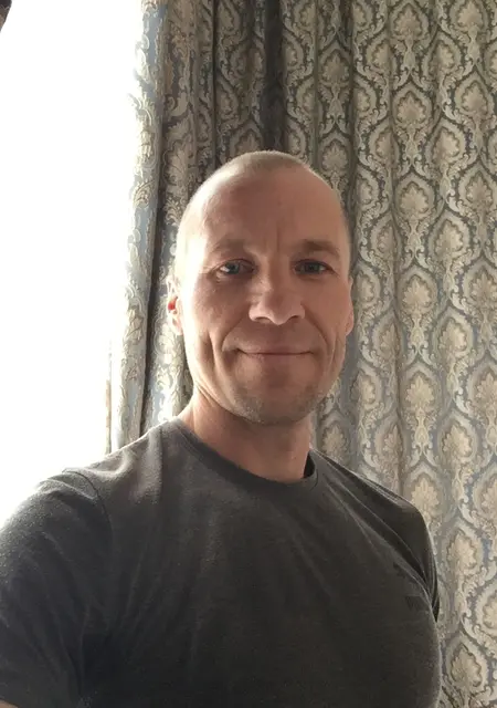 Я Алексей, 42, знакомлюсь для открытые отношения в Туле