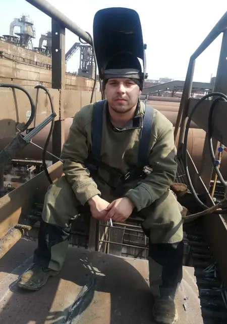 Я Евгений, 32, из Новосибирска, ищу знакомство для постоянных отношений