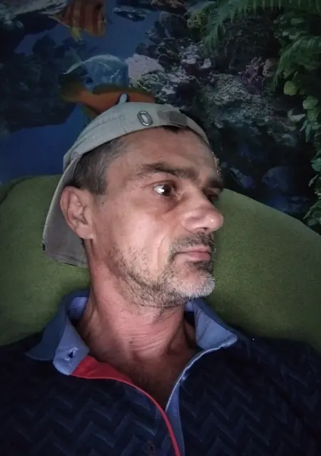 Юрий из Белой Церкви, мне 48, познакомлюсь на одну ночь