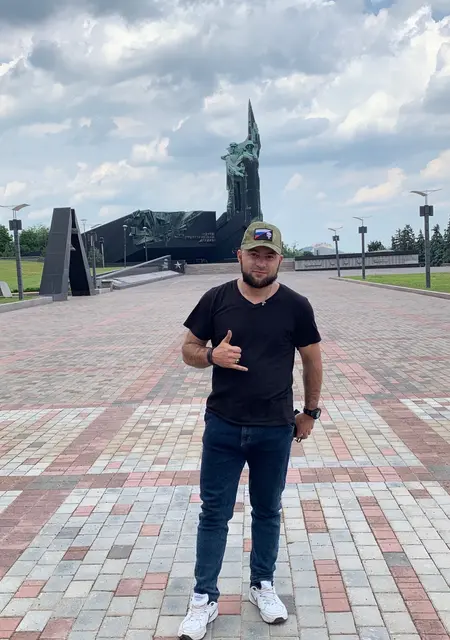 Я Генадий, 28, знакомлюсь без обязательств в Южно-Сахалинске