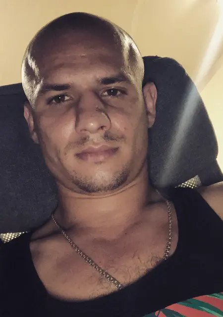 Валерий из Анапы, мне 32, познакомлюсь без обязательств