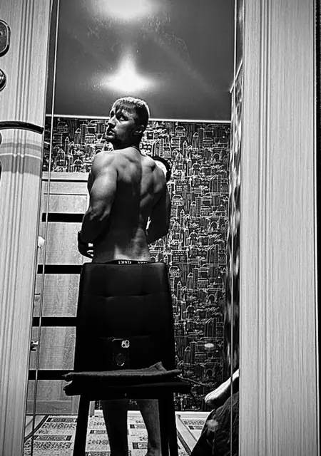 Я Алекс, 28, из Салавата, ищу знакомства на одну ночь