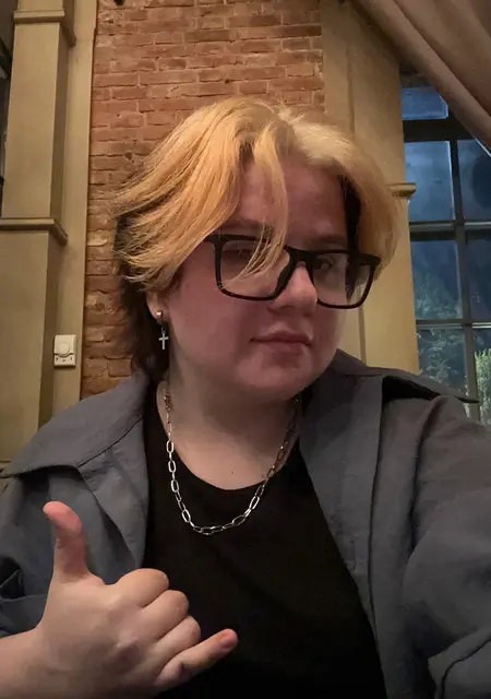 Я Настя, 21, из Ростова-на-Дону, ищу знакомство для дружбы