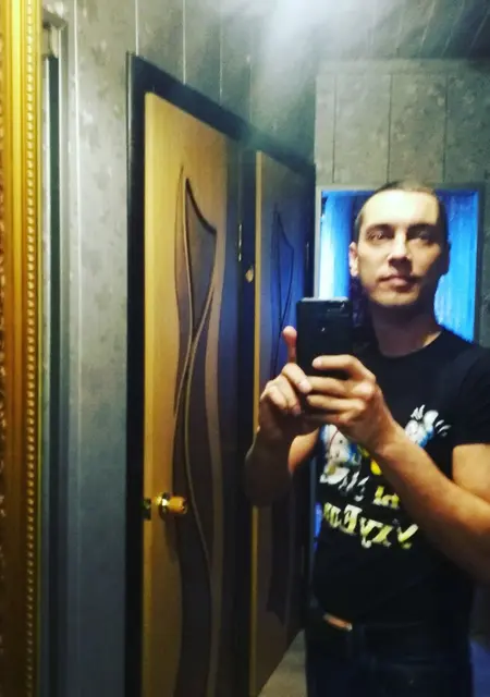 Aleksandr из Серпухова, мне 25, познакомлюсь на одну ночь