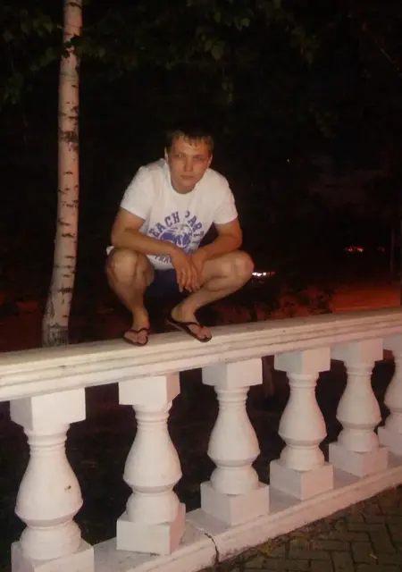 Я Андрей, 32, из Славянска-на-Кубани, ищу знакомства без обязательств