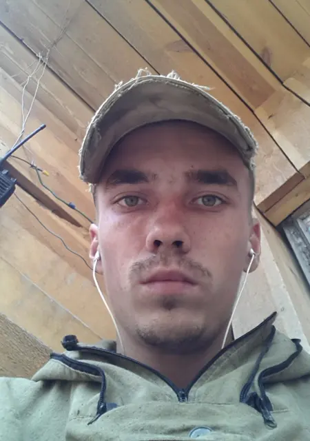 Я Денис, 37, из Инты, ищу знакомства без обязательств