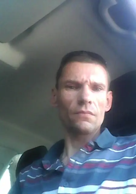 Я Дима, 54, из Волжского, ищу знакомства на одну ночь