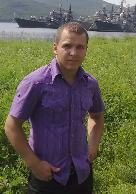 Я Slava, 37, знакомлюсь на одну ночь в Томске