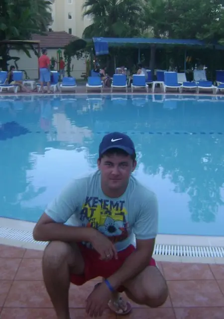 Эдд из Уфы, мне 66, познакомлюсь для приятного времяпровождения