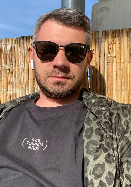 Андрей из Екатеринбурга, мне 35, познакомлюсь на одну ночь