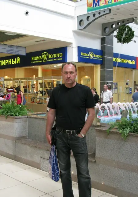 Alexxx из Брянска, мне 57, познакомлюсь на одну ночь