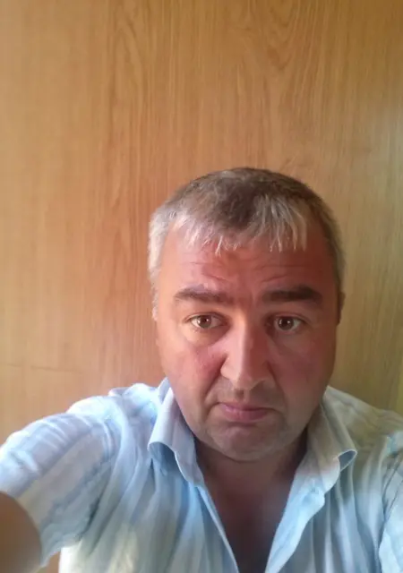 Олег из Коркина, мне 49, познакомлюсь на одну ночь