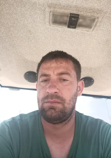 Я Hikolay, 36, из Ялты, ищу знакомства без обязательств