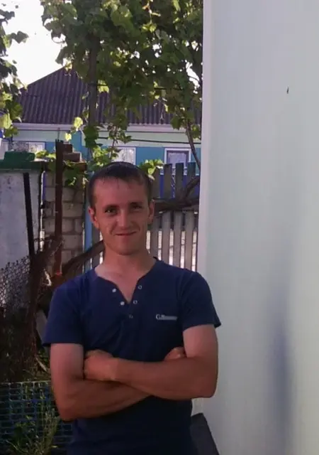 Я Андрей, 38, знакомлюсь без обязательств в Анапе