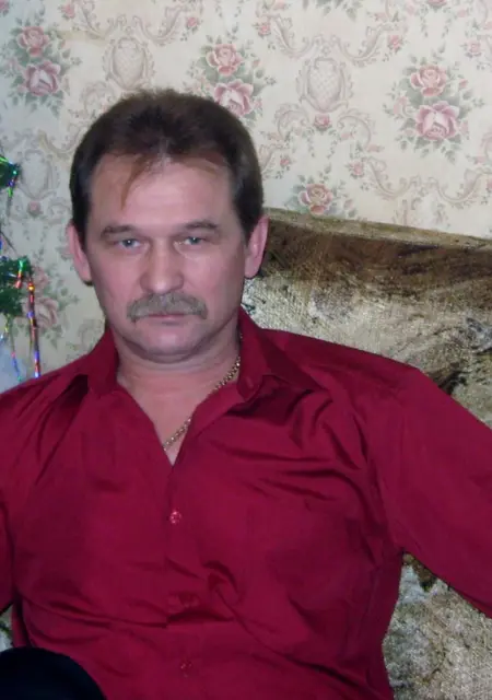 Я Aleks, 61, из Санкт-Петербурга, ищу знакомства без обязательств