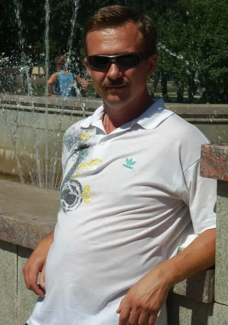 Bob из Стерлитамака, ищу на сайте знакомства на одну ночь