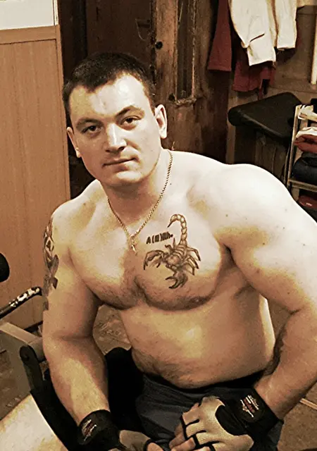 Сергей из Грозного, мне 39, познакомлюсь на одну ночь