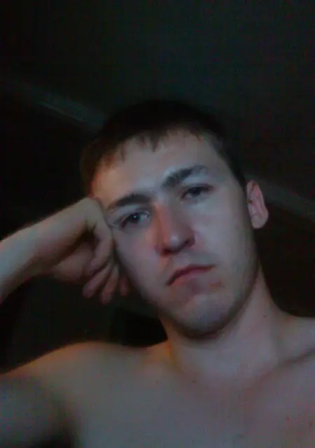 Я Anton, 41, знакомлюсь на одну ночь в Ульяновске