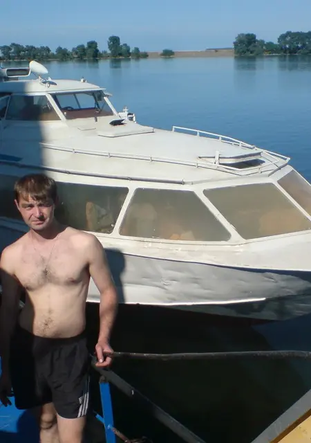 Я Максим, 43, из Волгодонска, ищу знакомства на одну ночь