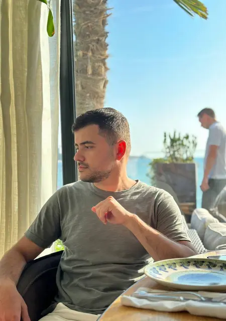 Я Сос, 28, знакомлюсь без обязательств в Владикавказе