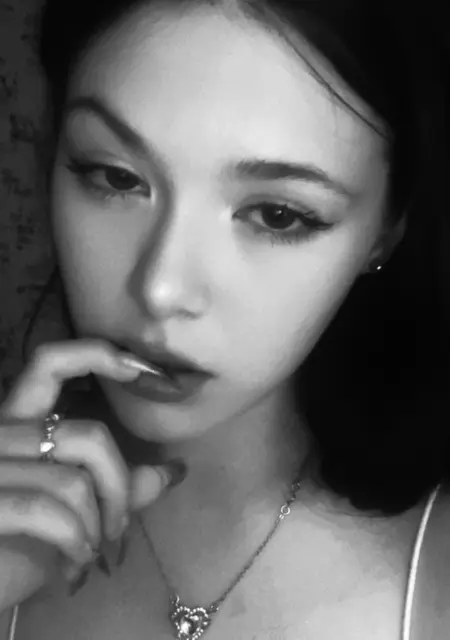 Я София, 18, из Казани, ищу знакомства на одну ночь