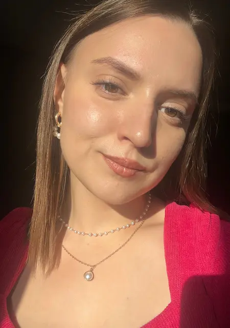 Я Анна, 25, из Костромы, ищу знакомство для постоянных отношений