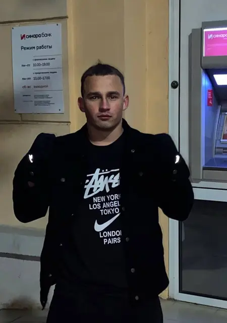 Я Rostislav, 21, из Волгограда, ищу знакомство для вирта