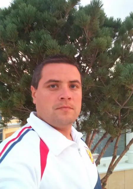 Я Дмитрий, 41, из Туапсе, ищу знакомства без обязательств