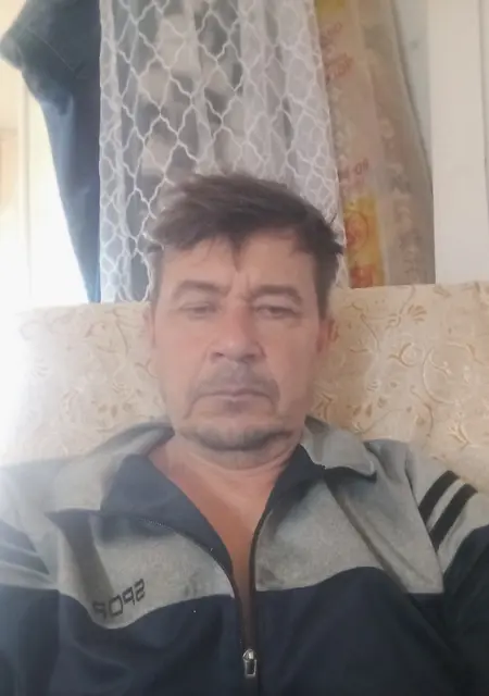 Я Андрей, 52, знакомлюсь для приятного времяпровождения в Новосибирске