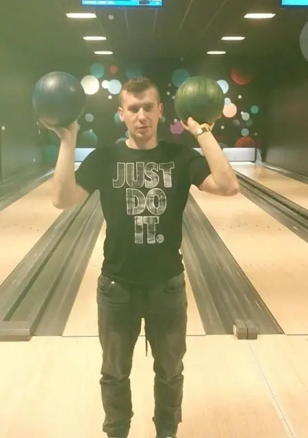 Dawid из Варшавы, мне 33, познакомлюсь