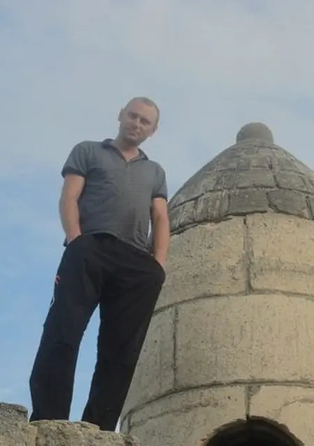 Кирилл из Днепра, мне 51, познакомлюсь для приятного времяпровождения