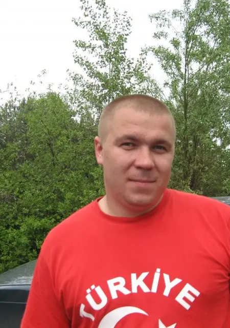 Кирилл из Уссурийска, мне 41, познакомлюсь без обязательств