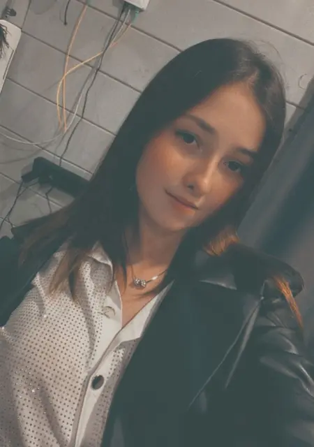 Я Ксения, 22, знакомлюсь без обязательств в Иркутске