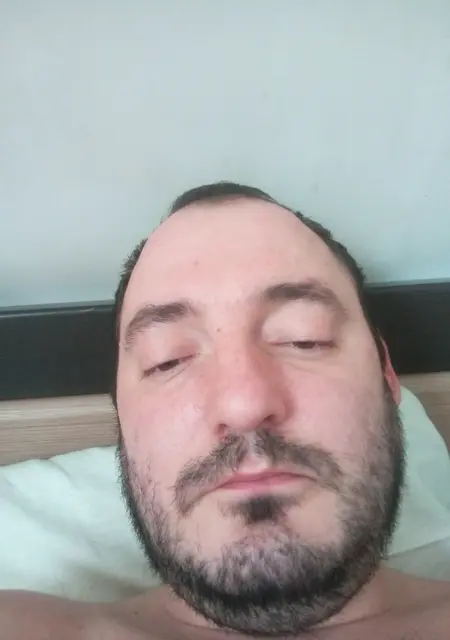 Я Віталік, 37 років, знайомлюсь без зобов'язань у Ірпінь